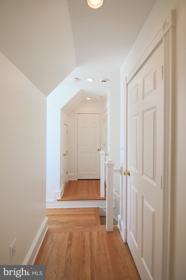 943 Powhatan Street photo 52