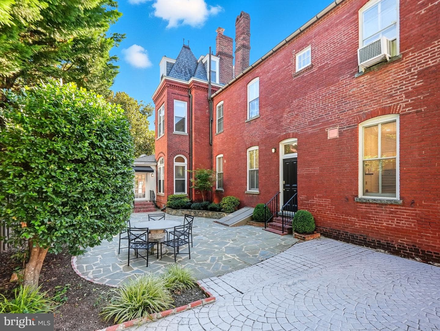 719 Prince Street photo 10
