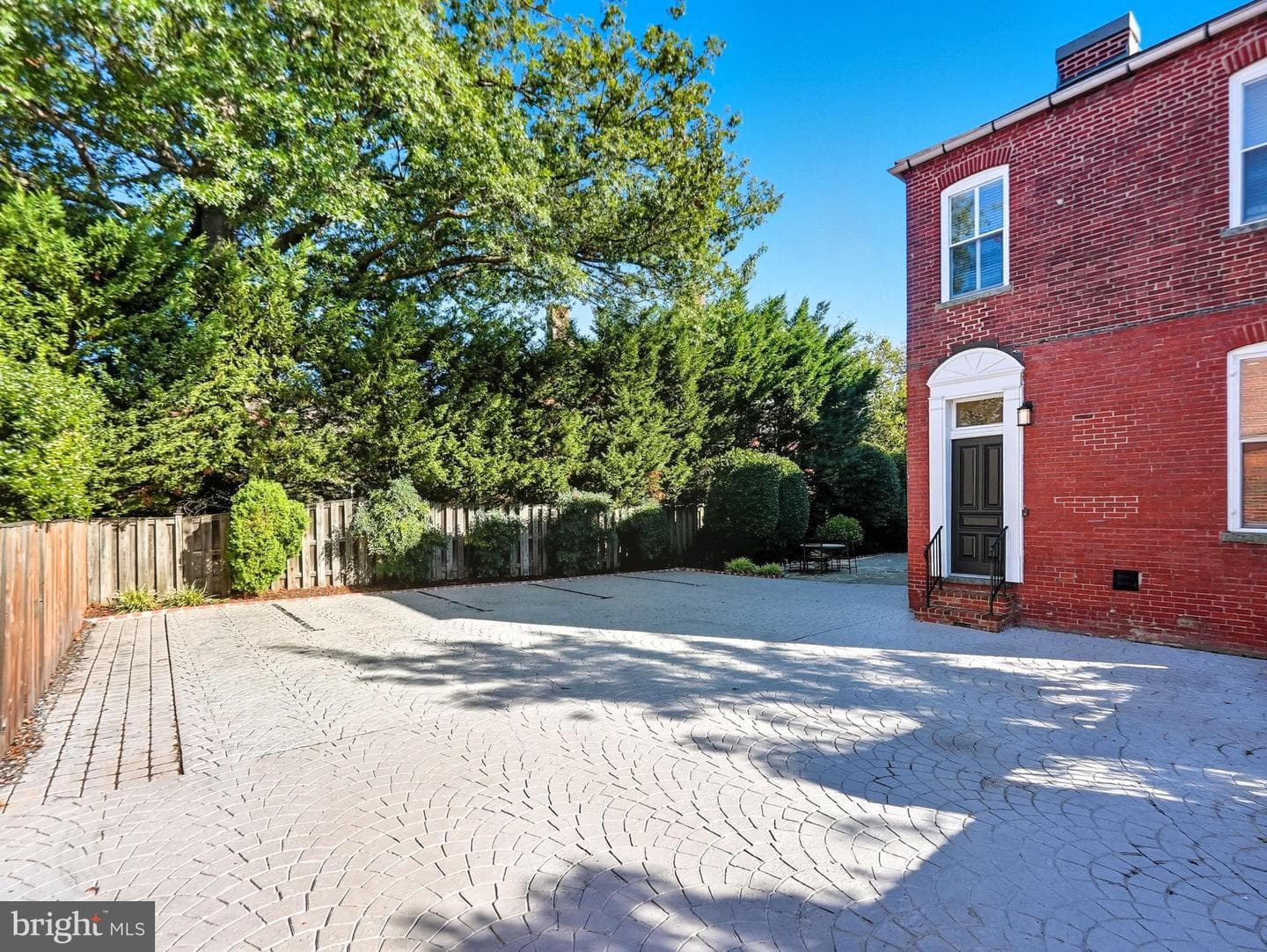 719 Prince Street photo 13