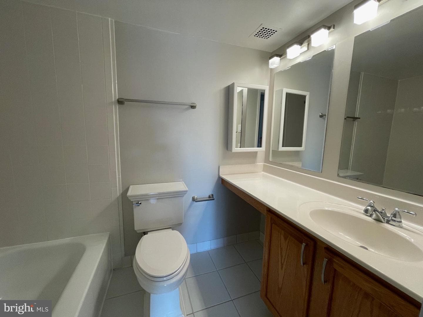 200 N Pickett Street N #703 photo 29
