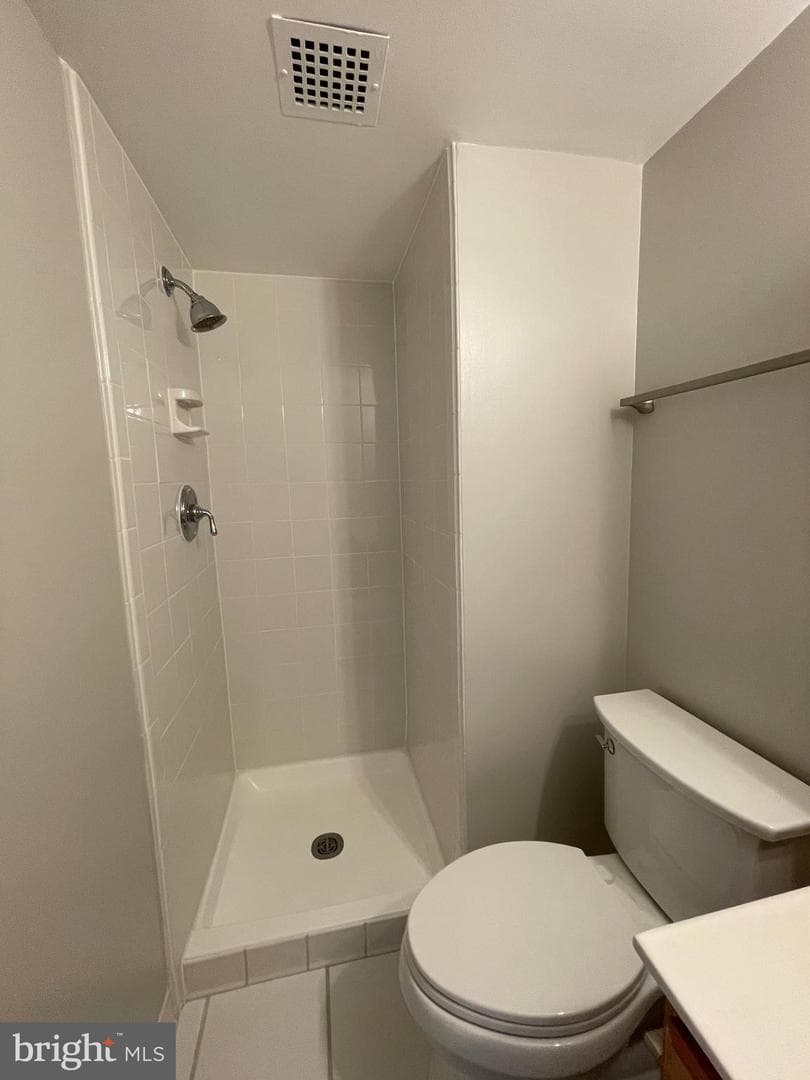 200 N Pickett Street N #703 photo 35