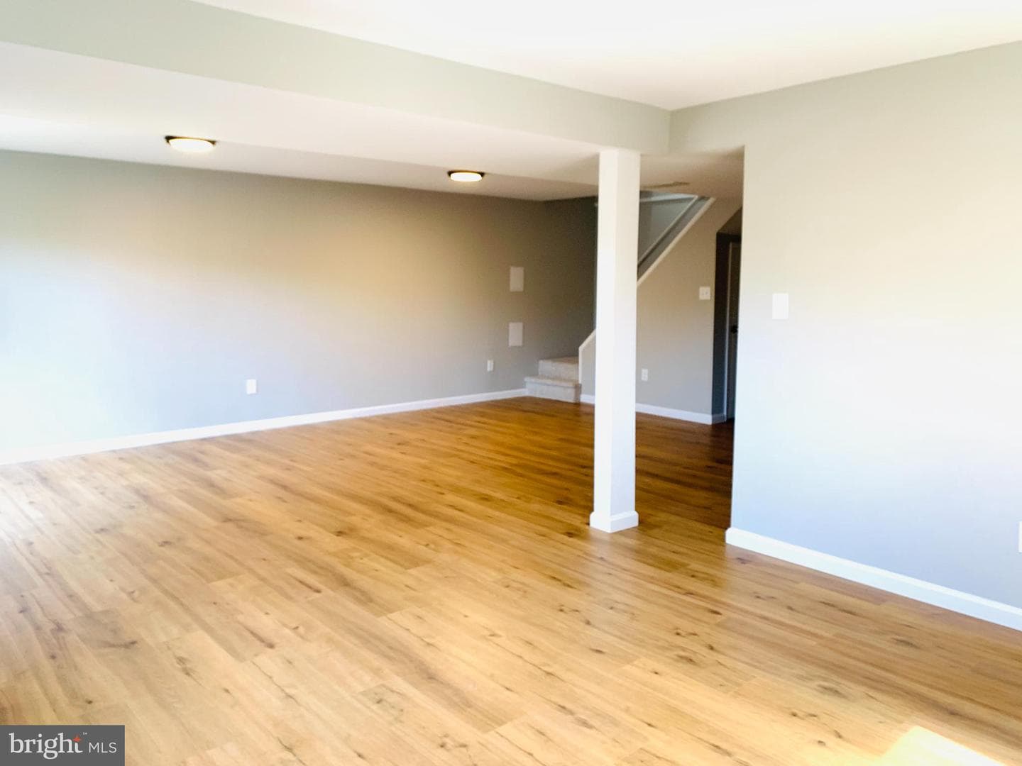 4532 Peacock Avenue photo 16