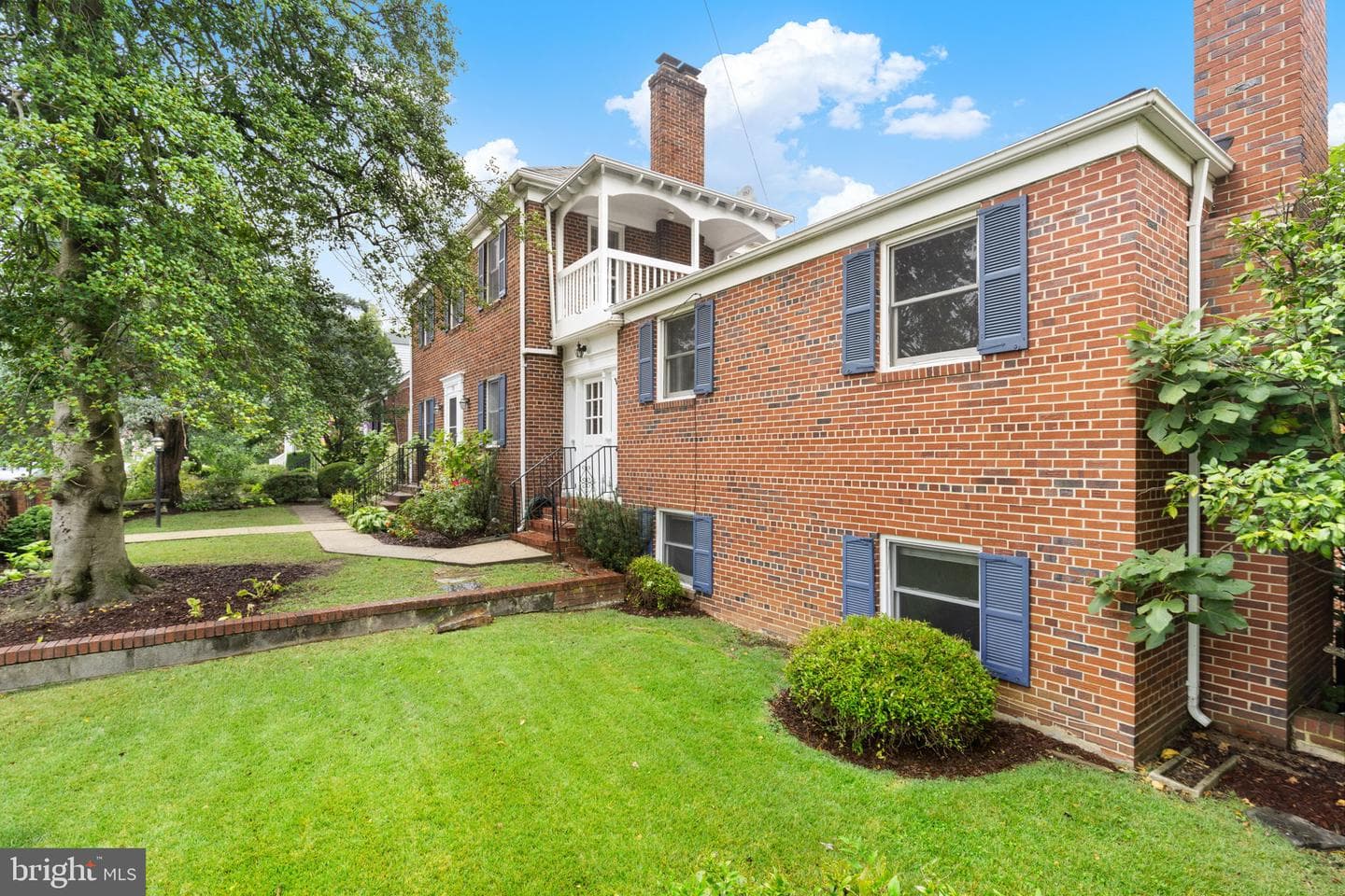 703 Braxton Place photo 4