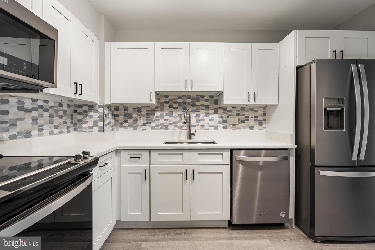 1250 S Washington Street S #116 photo 11