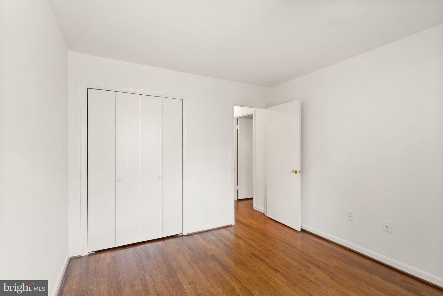 5443 Richenbacher Avenue photo 38