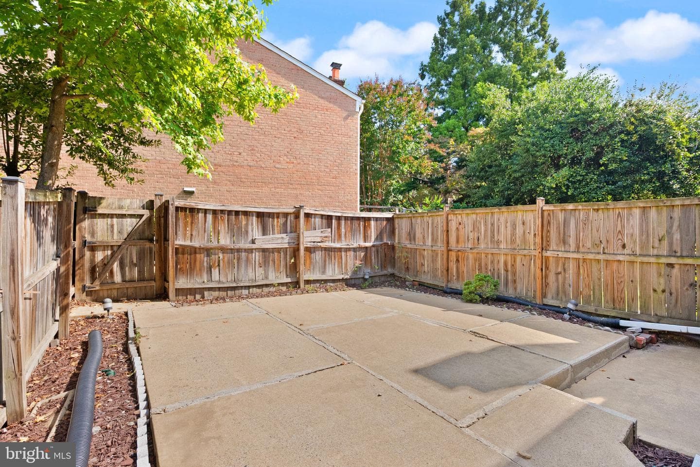 5443 Richenbacher Avenue photo 56