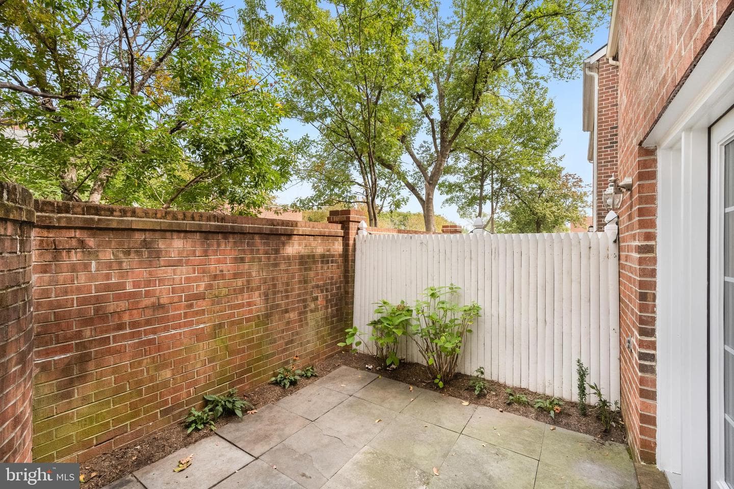533 Tobacco Quay photo 24