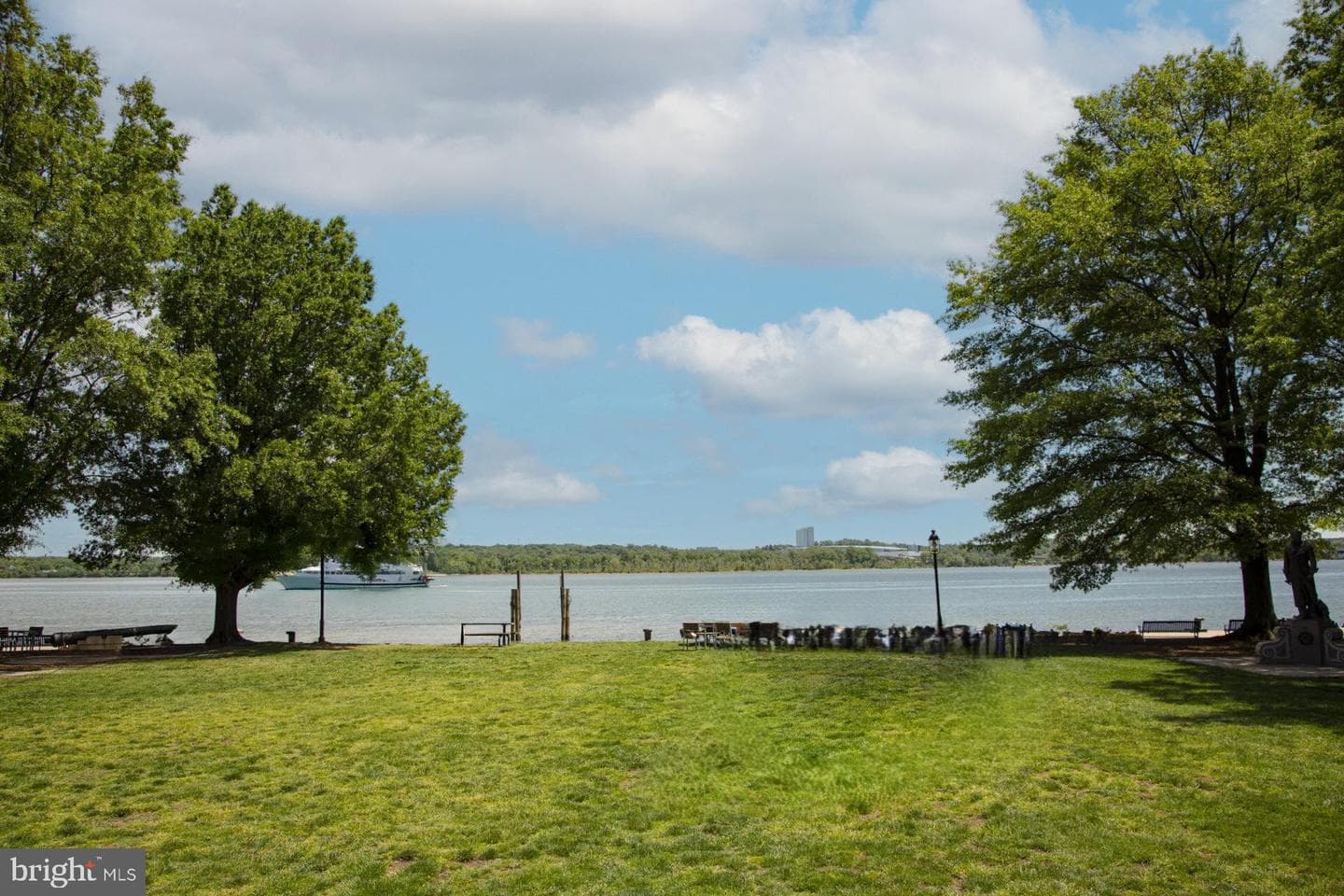 533 Tobacco Quay photo 27