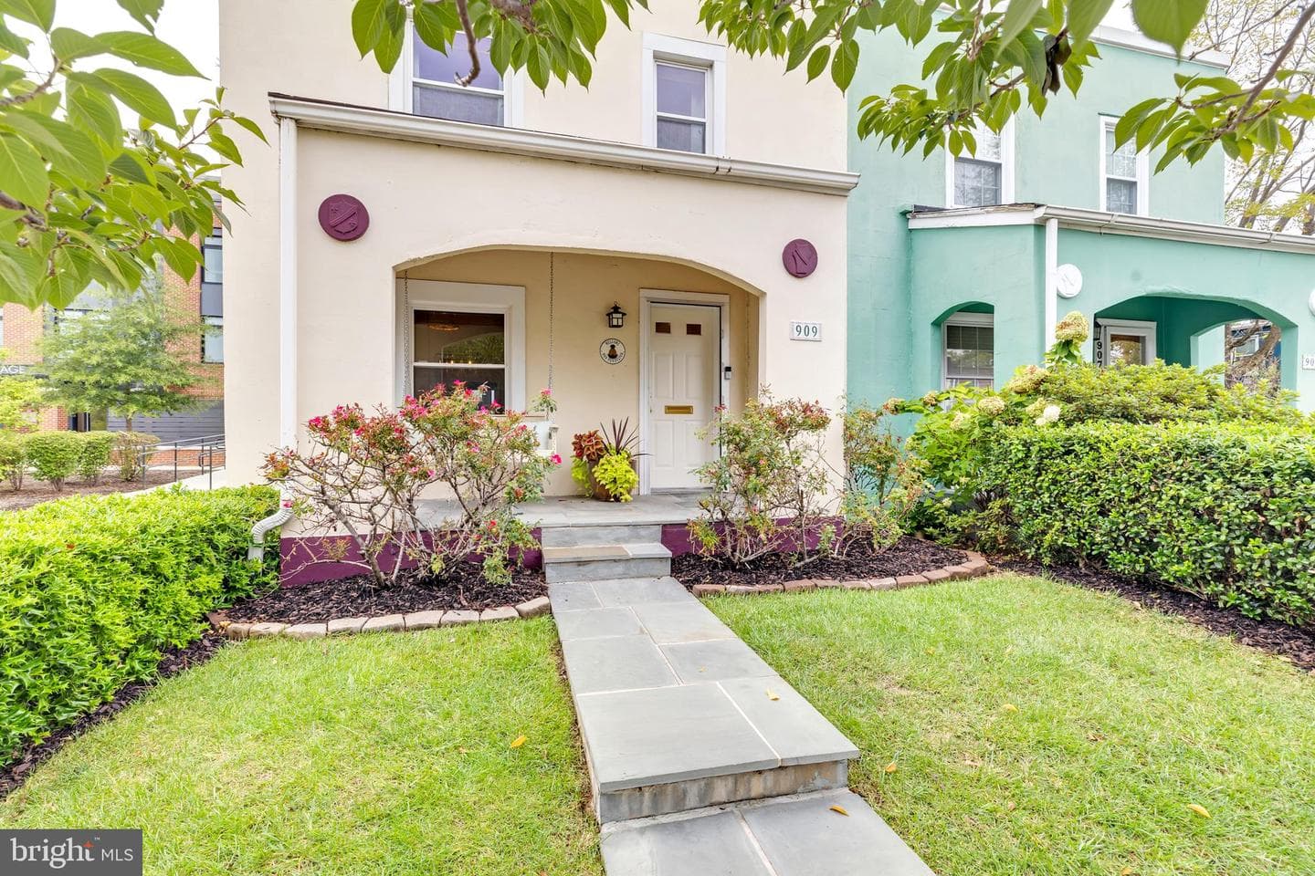 909 Pendleton Street photo 35