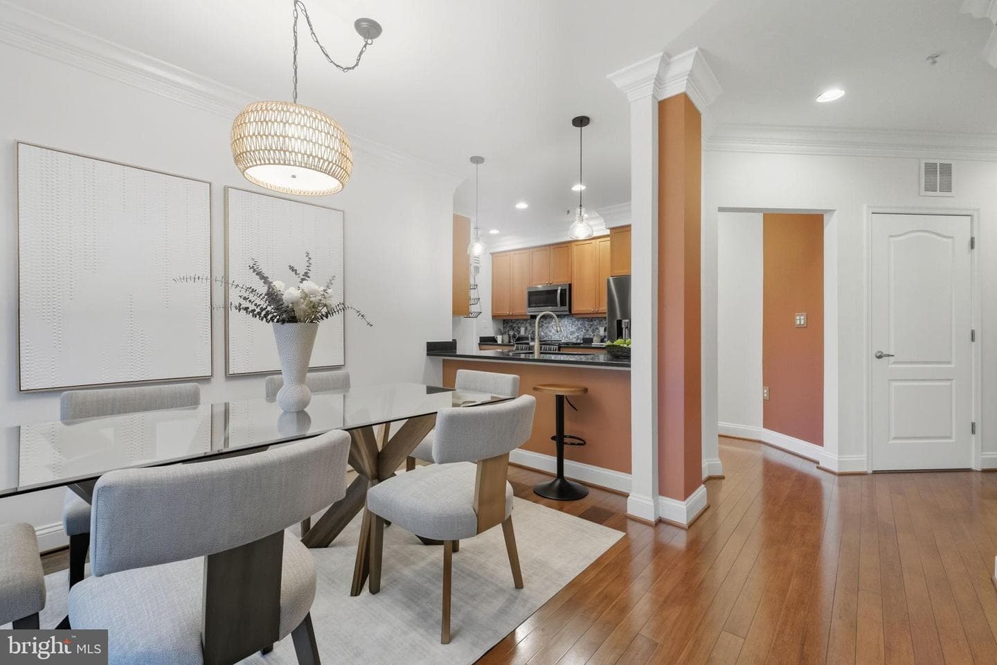 1115 Cameron Street #215 photo 5