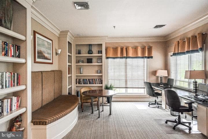 4870 Eisenhower Avenue #203 photo 25