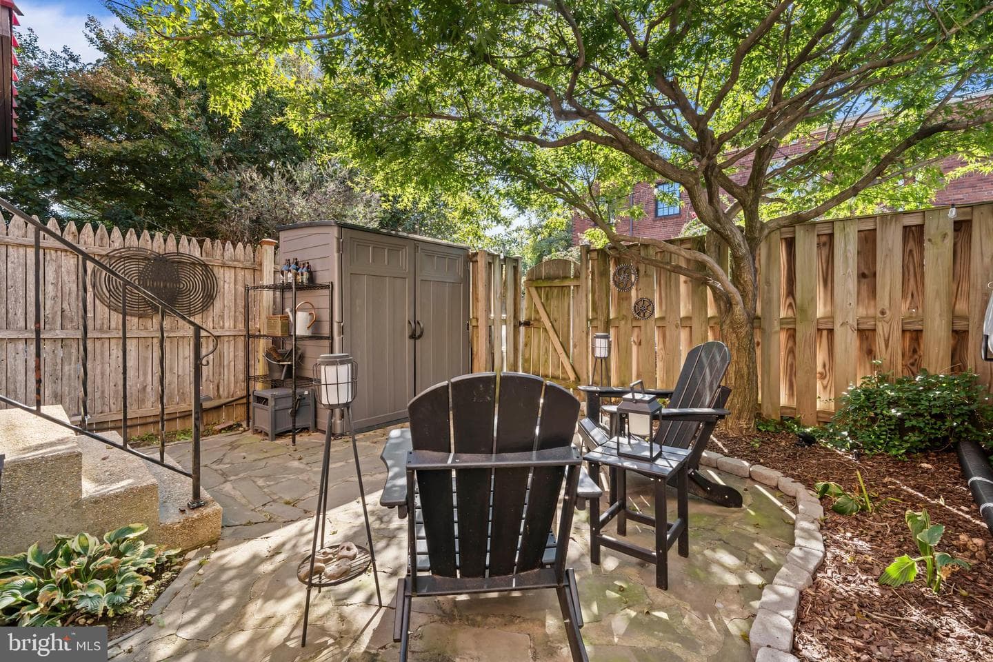 708 Chetworth Place photo 34