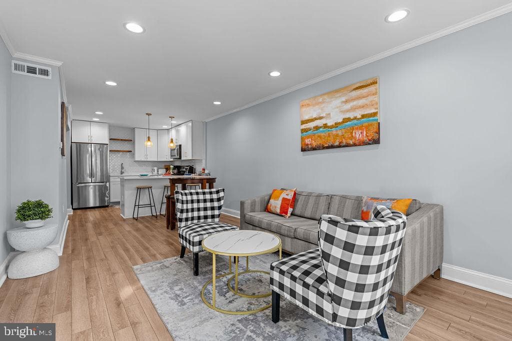 31 W Reed Avenue photo 1