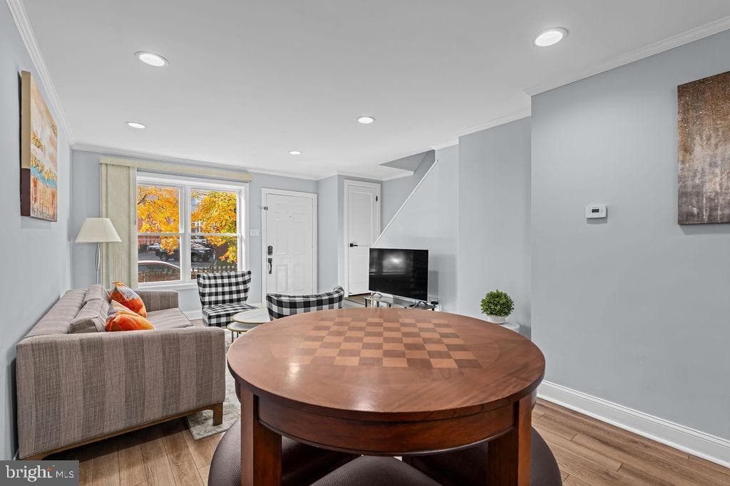 31 W Reed Avenue photo 9