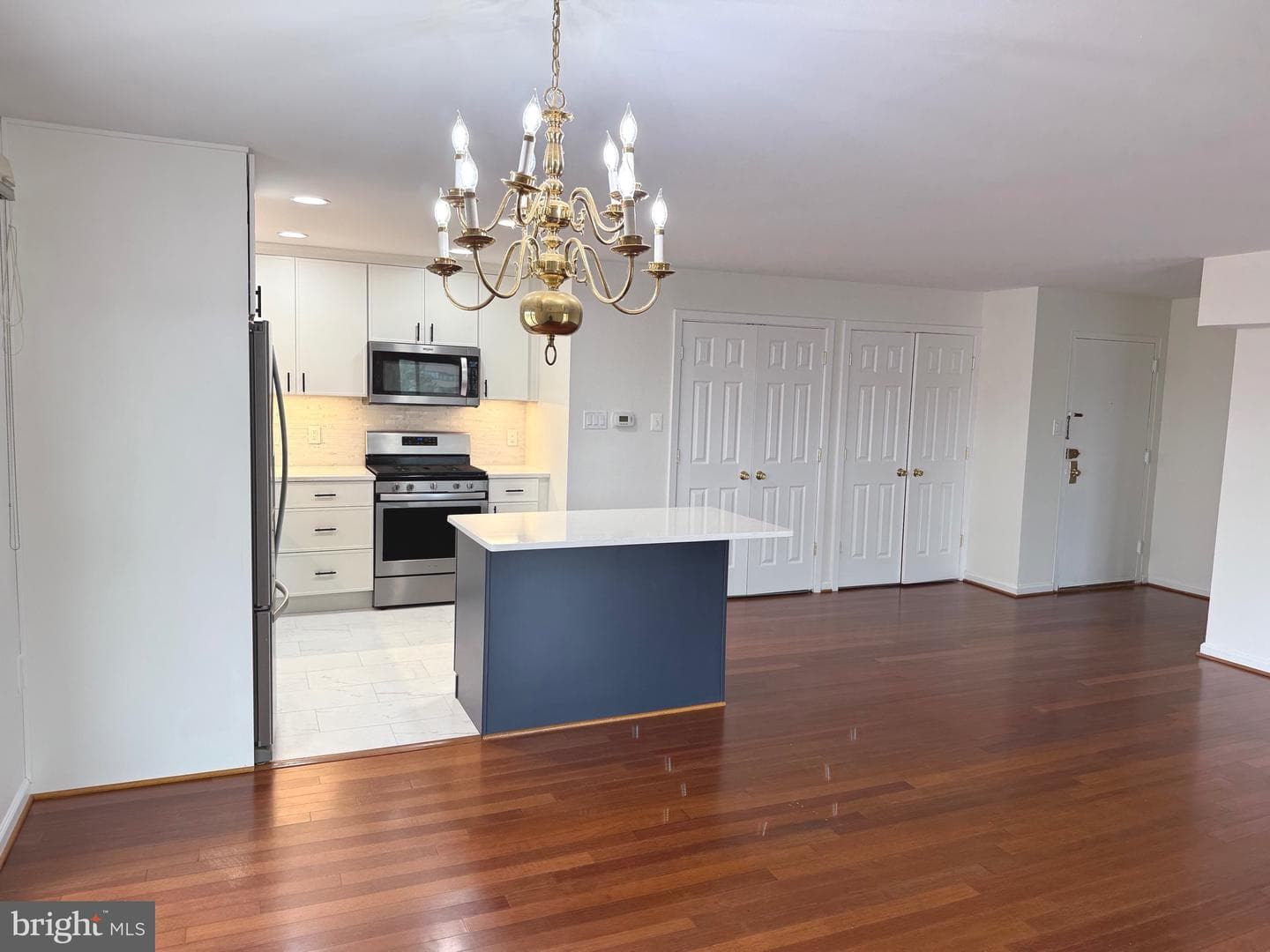 5250 Valley Forge Drive #802 photo 11