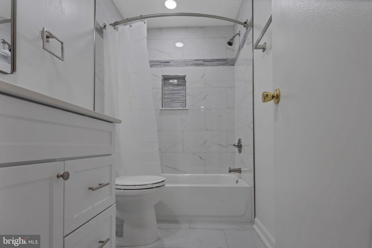 5250 Valley Forge Drive #802 photo 13