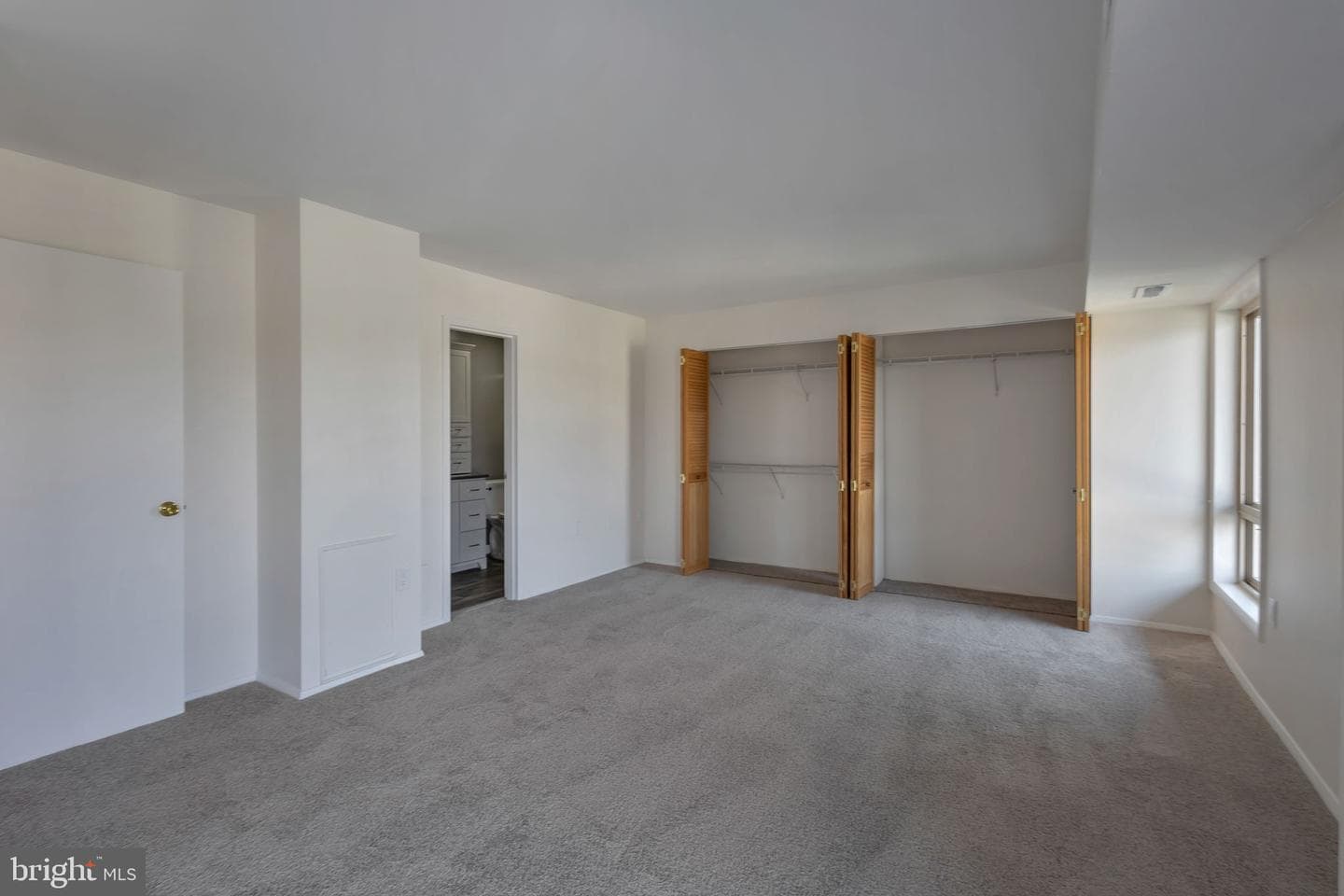 5250 Valley Forge Drive #802 photo 20