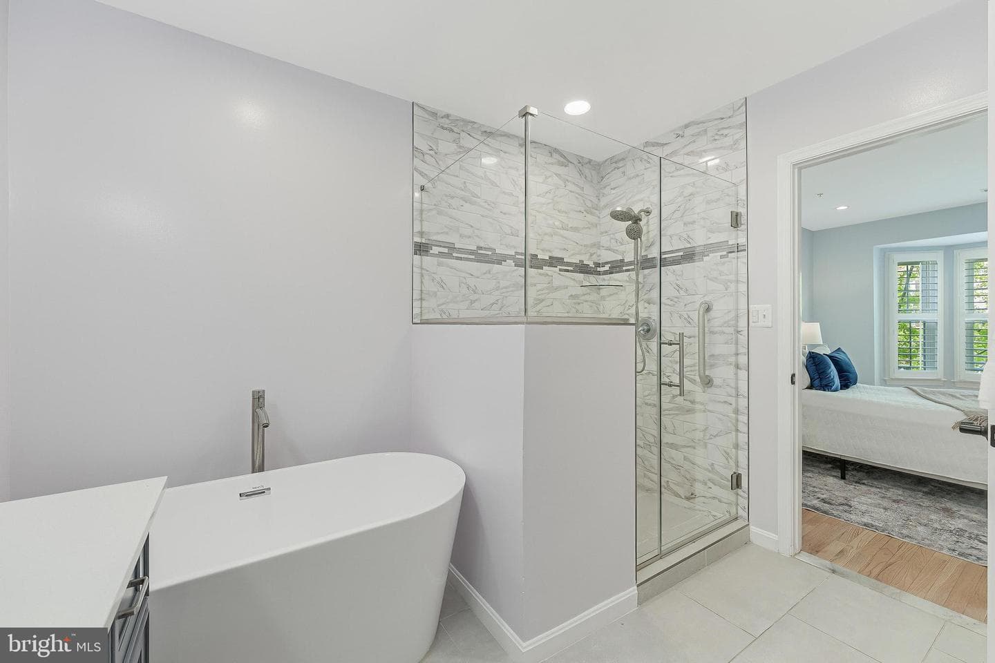 624 N Pitt Street photo 40