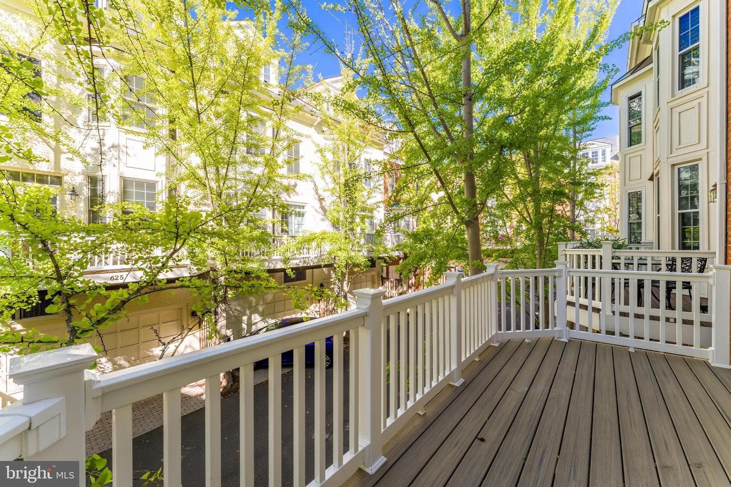 624 N Pitt Street photo 56