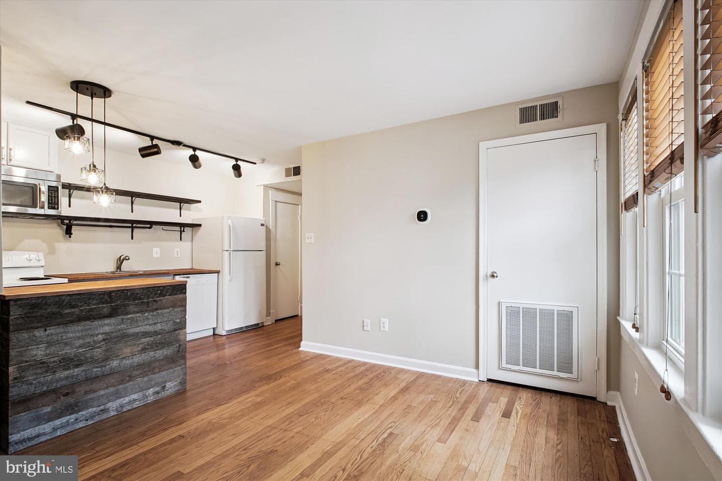 1706 Dewitt Avenue #a photo 9