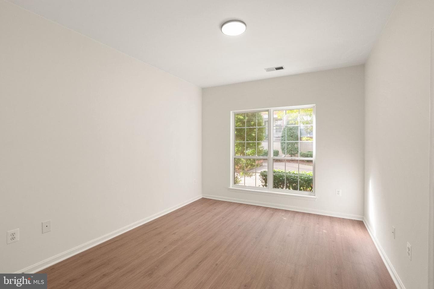 4860 Eisenhower Avenue #180 photo 20