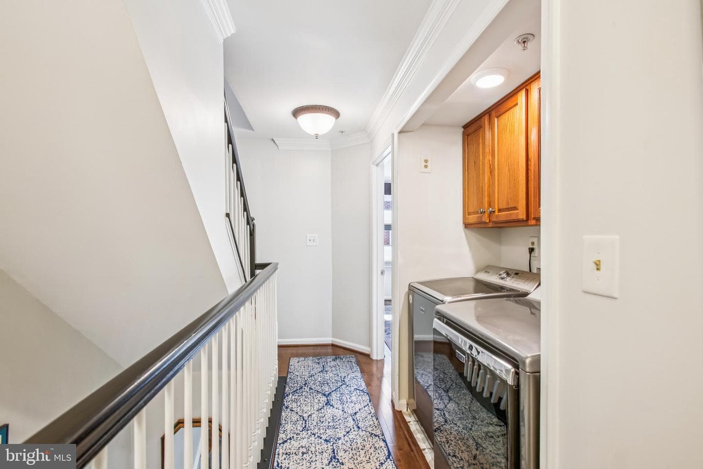 313 Hearthstone Mews photo 28