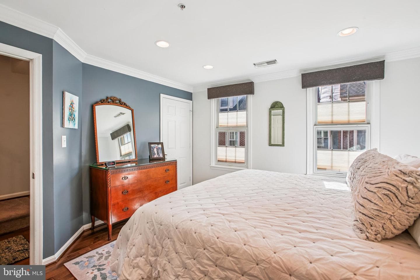 313 Hearthstone Mews photo 30