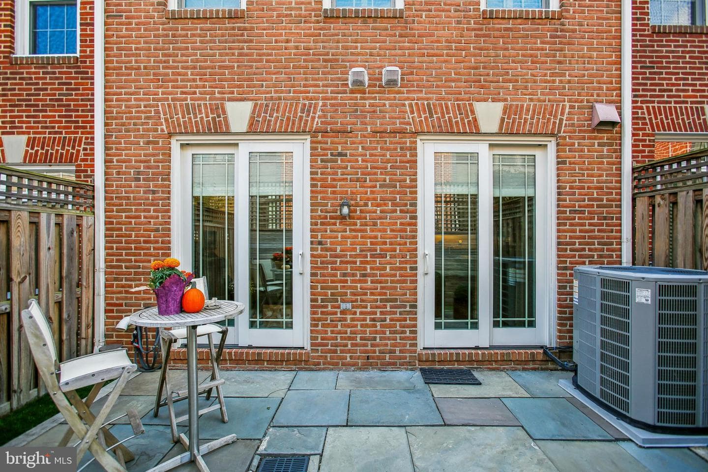 313 Hearthstone Mews photo 59