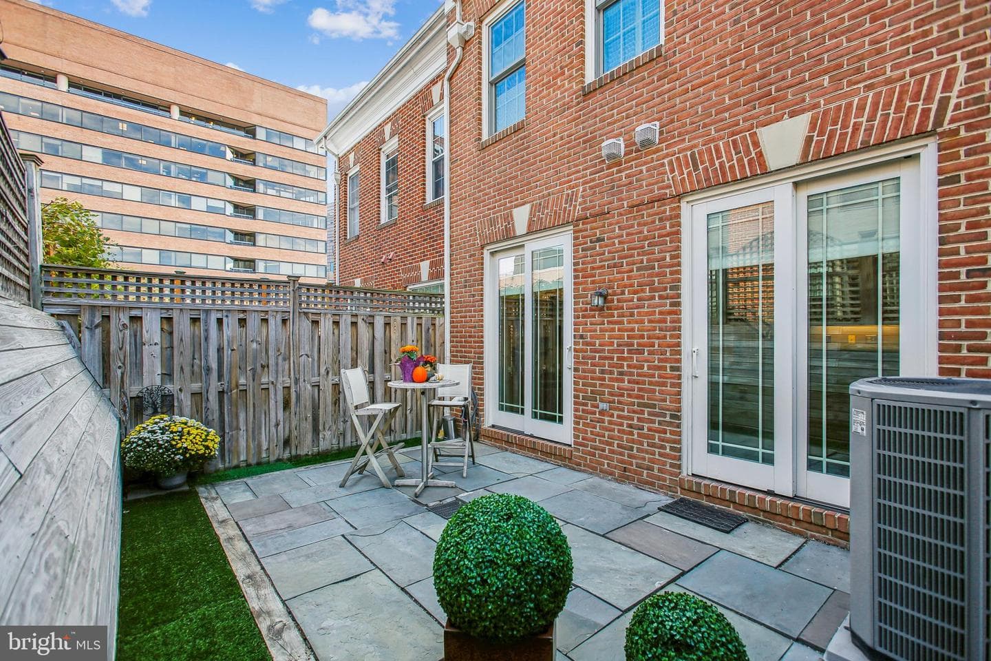 313 Hearthstone Mews photo 61