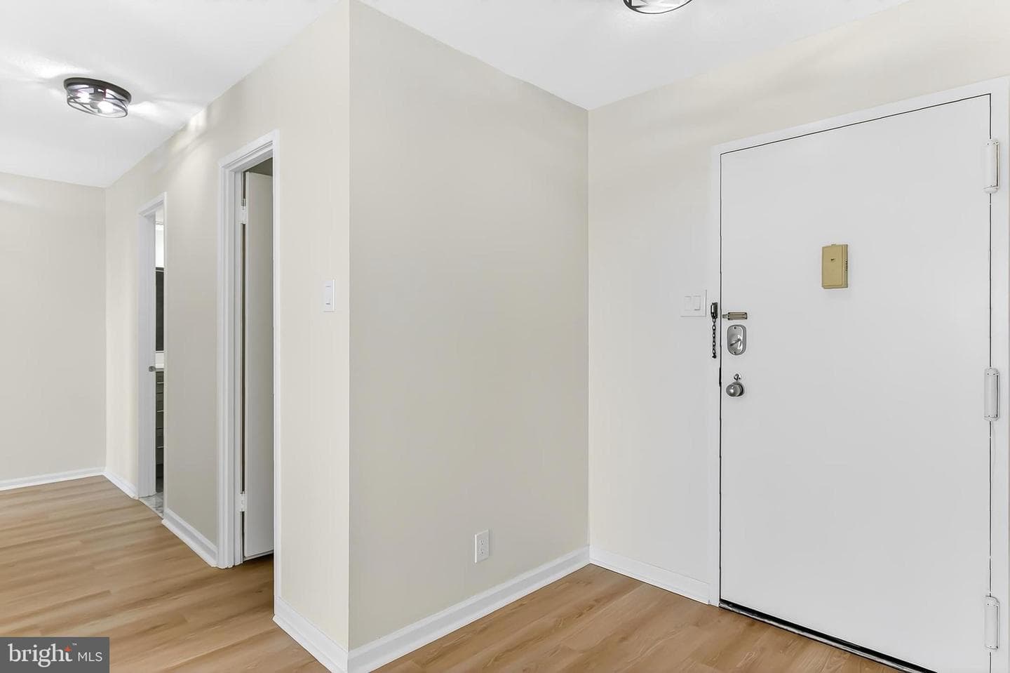 205 Yoakum Parkway #1509 photo 24