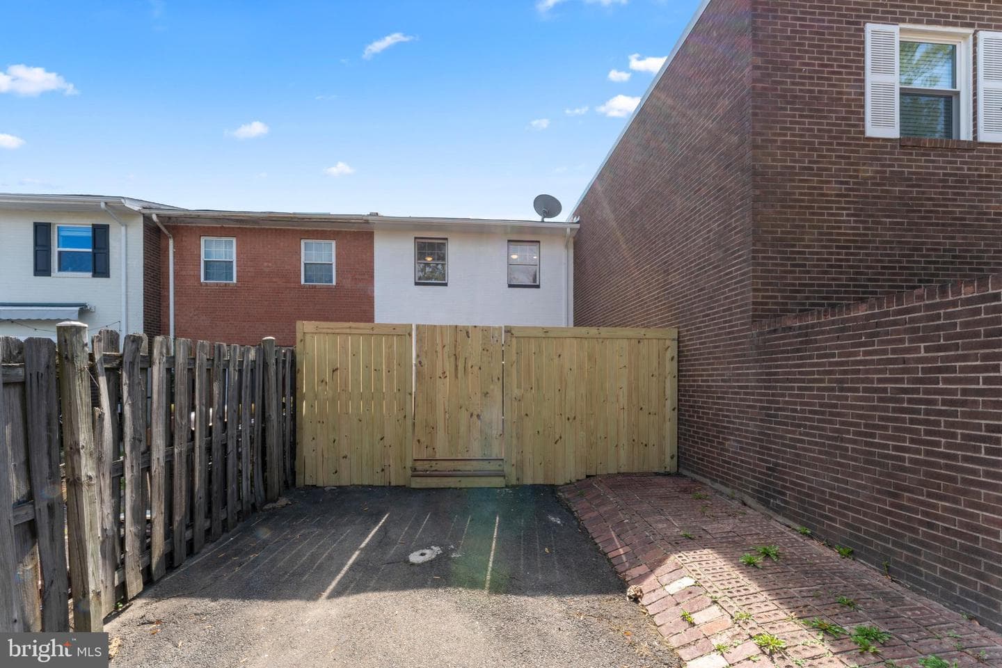 1019 First Street photo 36