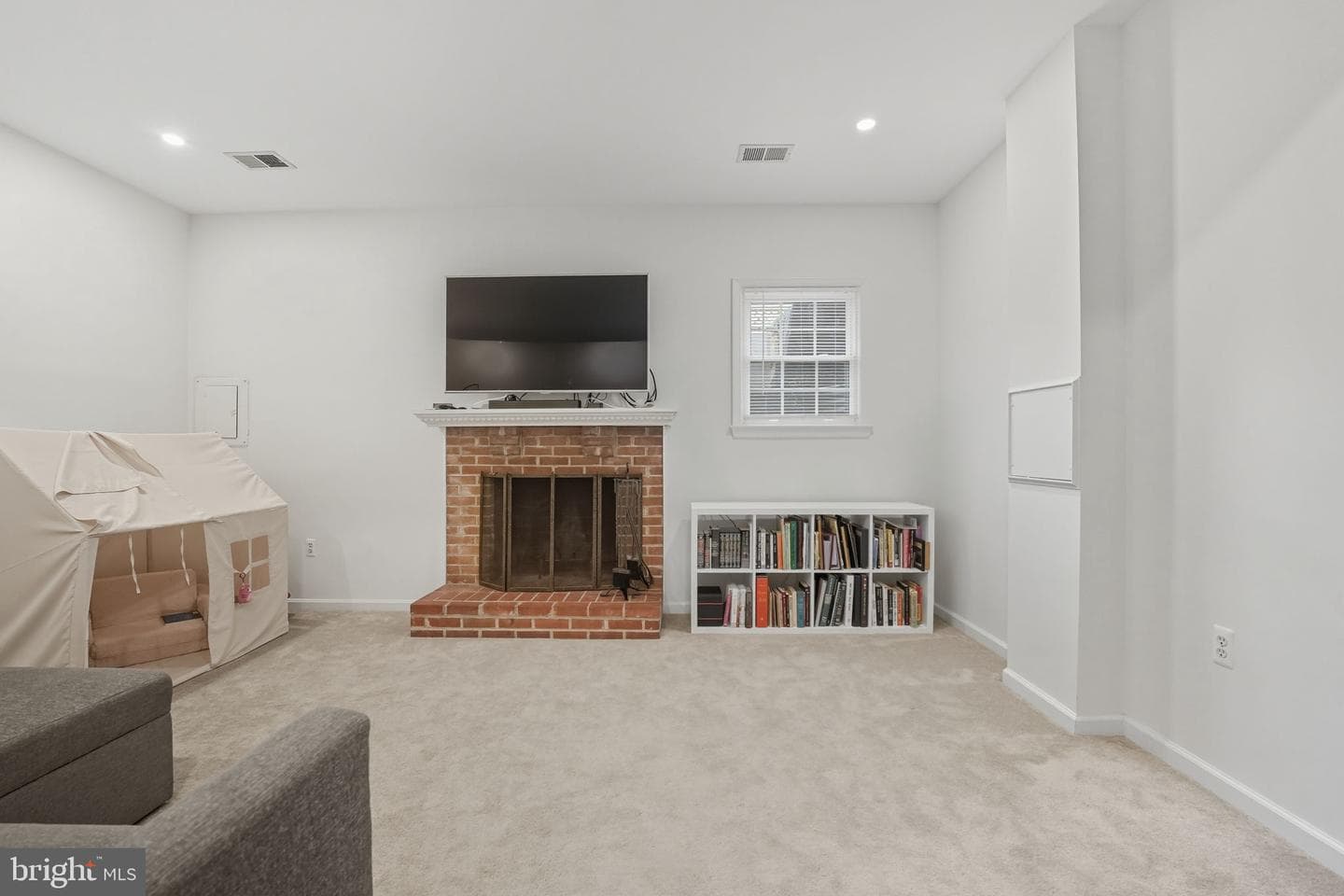 2732 Franklin Court photo 23
