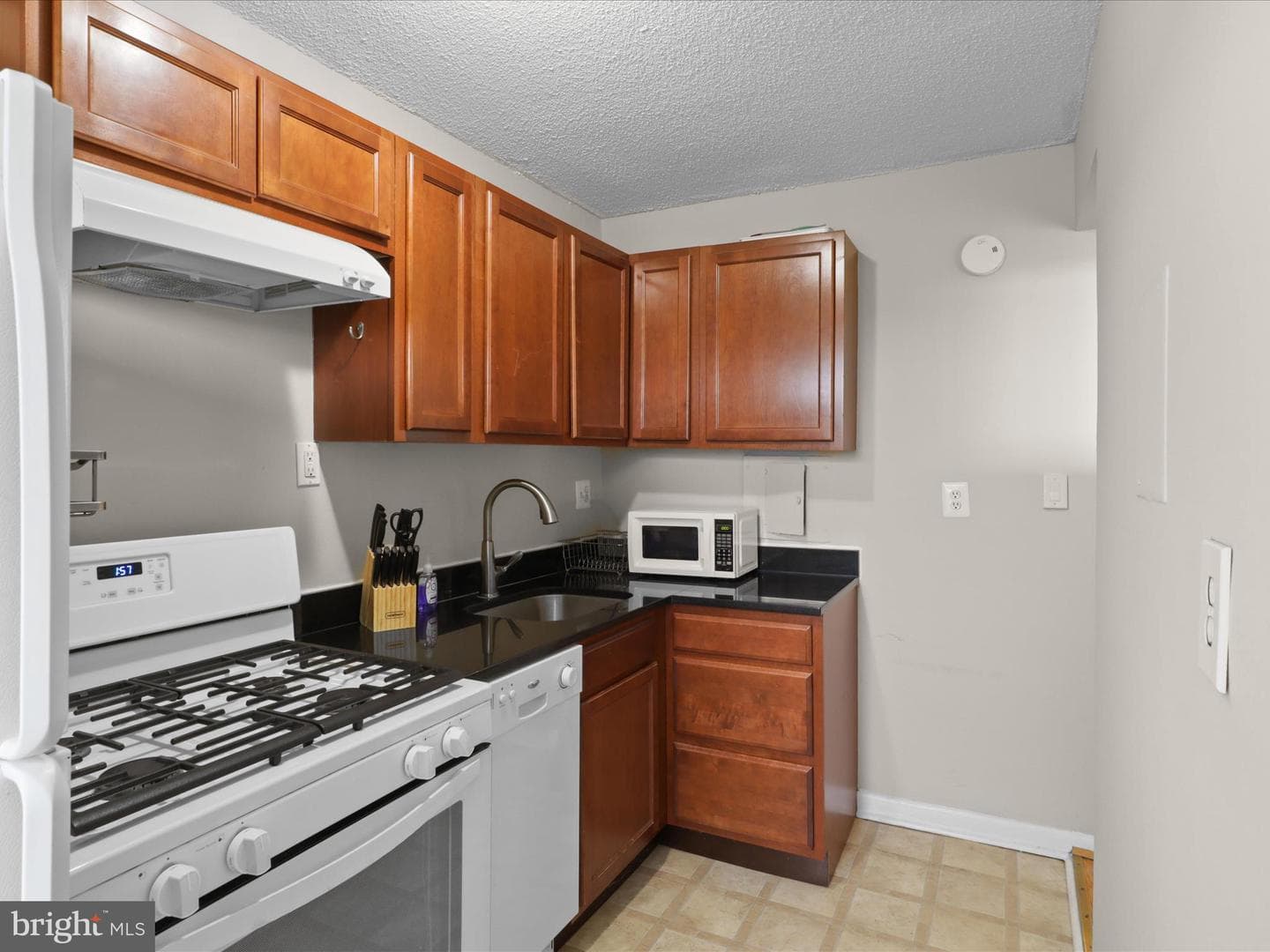 2500 N Van Dorn Street #813 photo 25