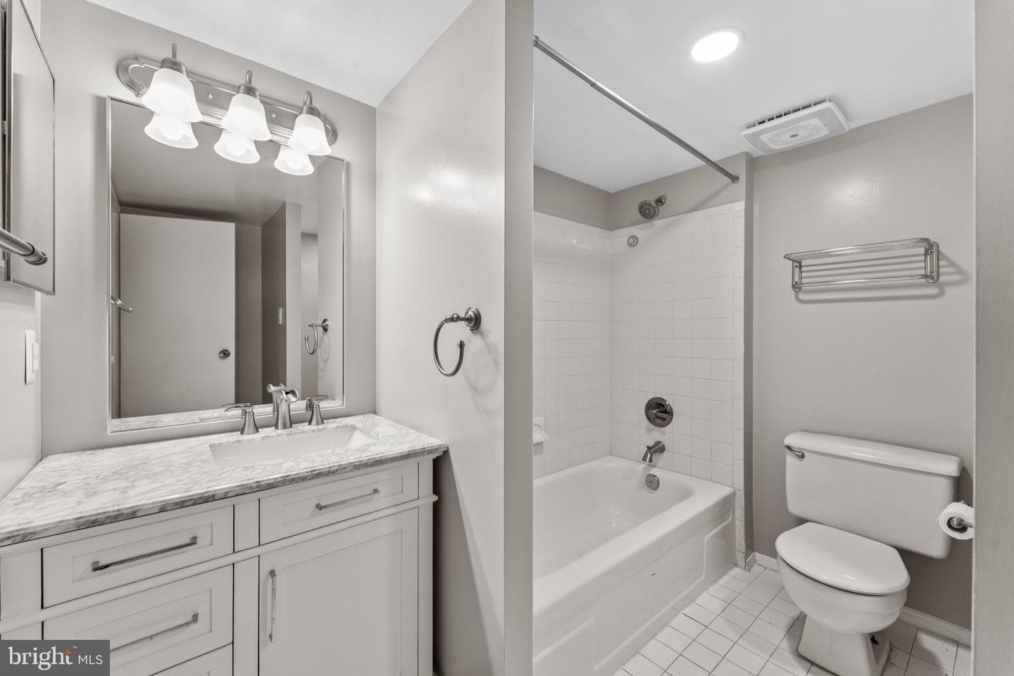 6300 Stevenson Avenue #610 photo 19