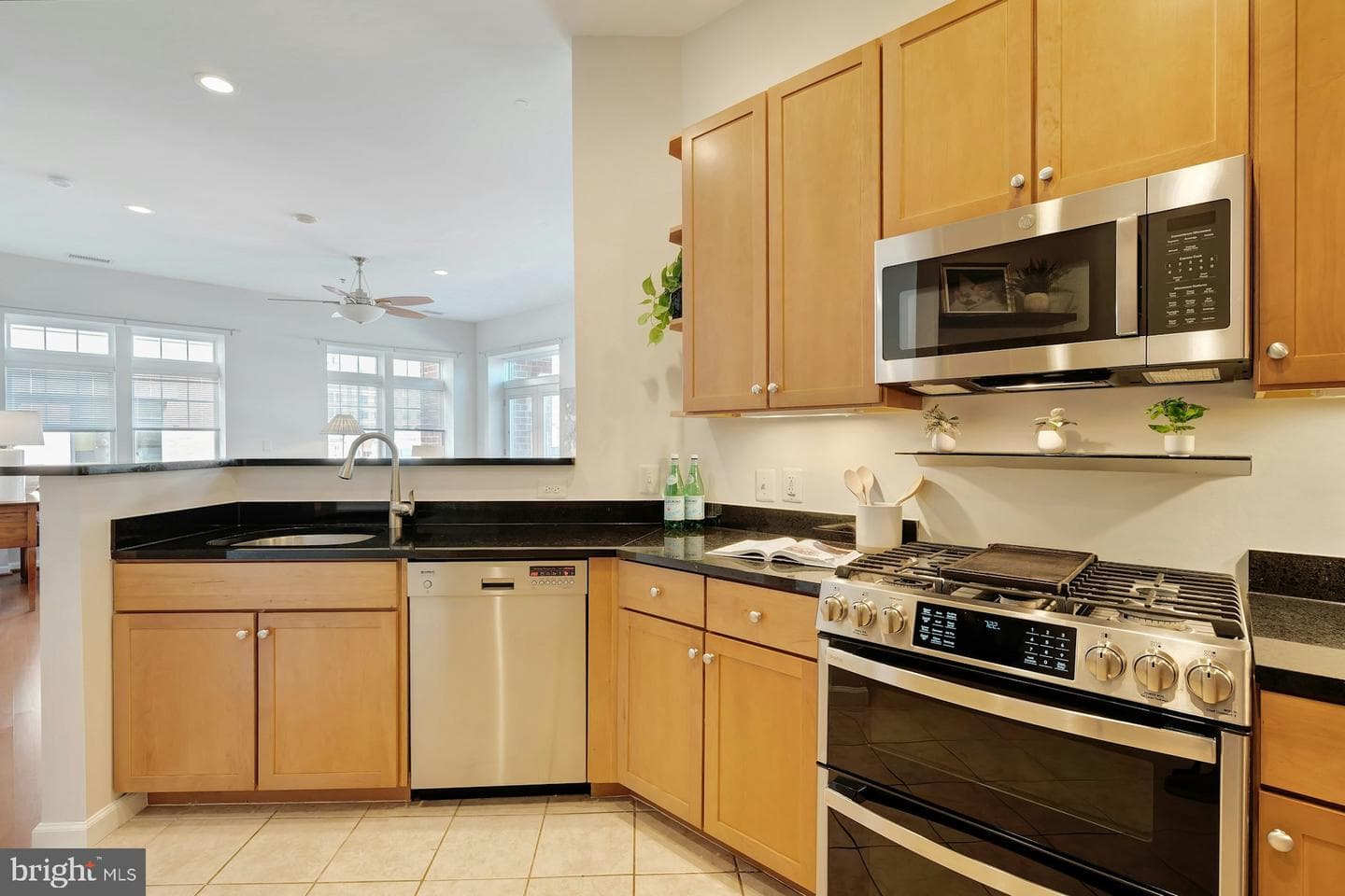 309 Holland Lane #126 photo 10