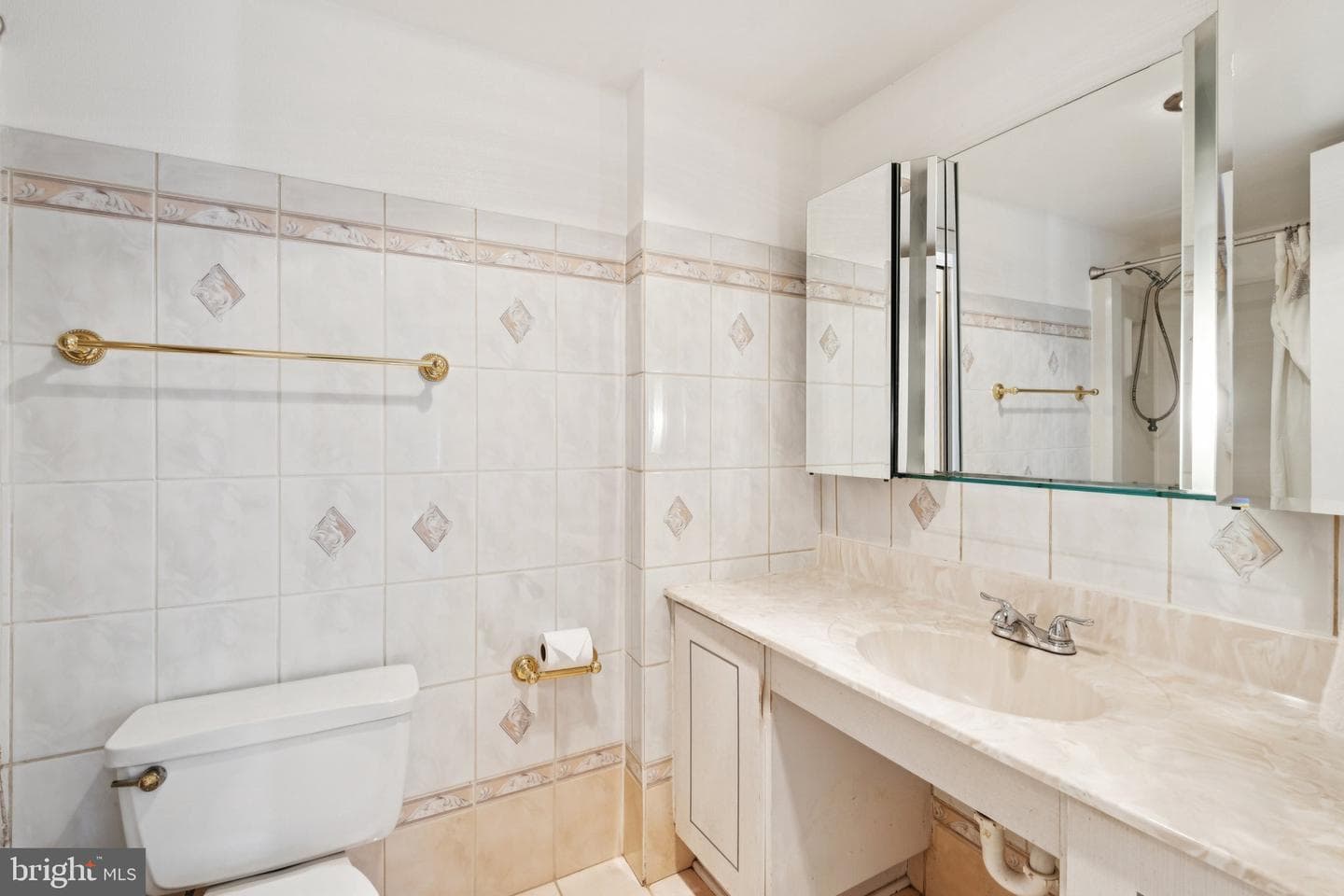 205 Yoakum Parkway #823 photo 17
