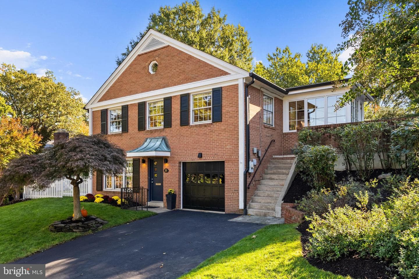 205 Vassar Place photo 1