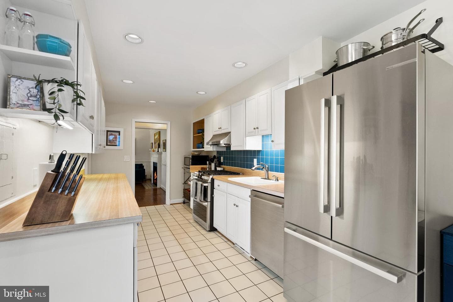 205 Vassar Place photo 10