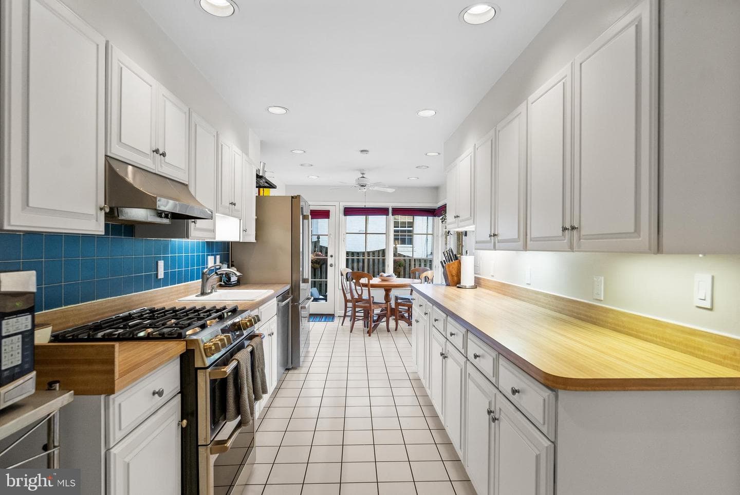 205 Vassar Place photo 6