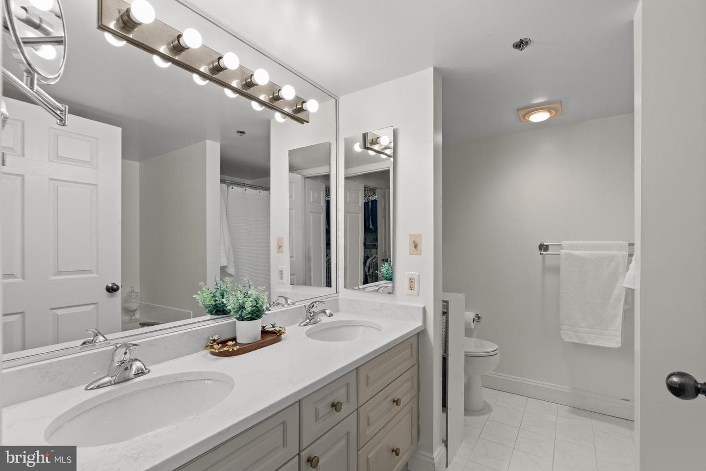 2151 Jamieson Avenue #601 photo 28