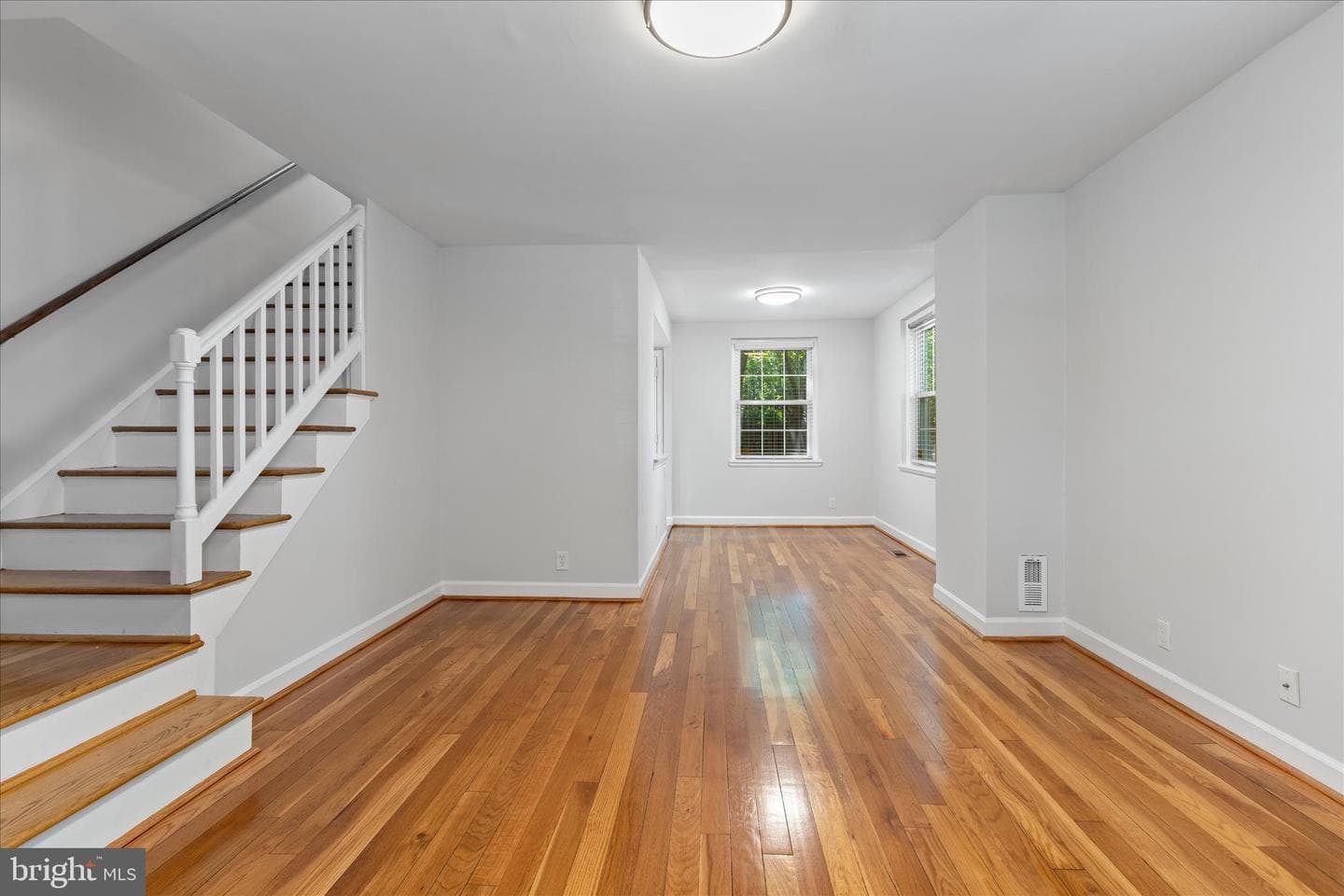 2990 S Columbus Street photo 15