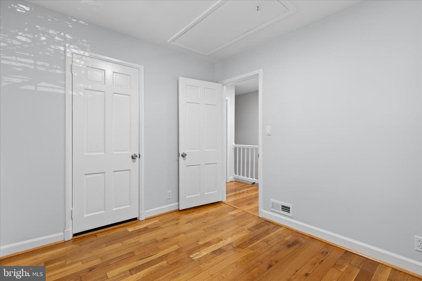 2990 S Columbus Street photo 20