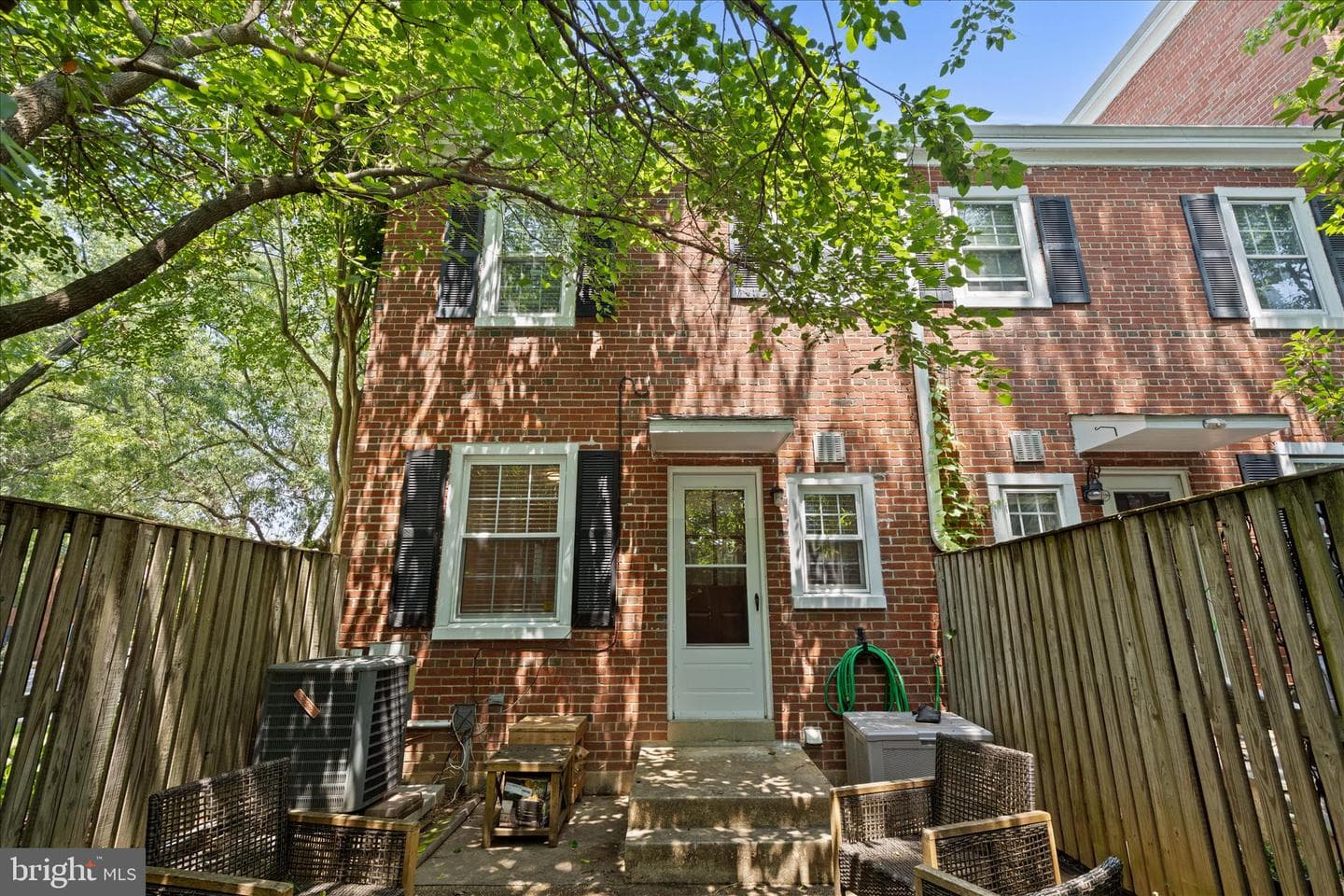 2990 S Columbus Street photo 26