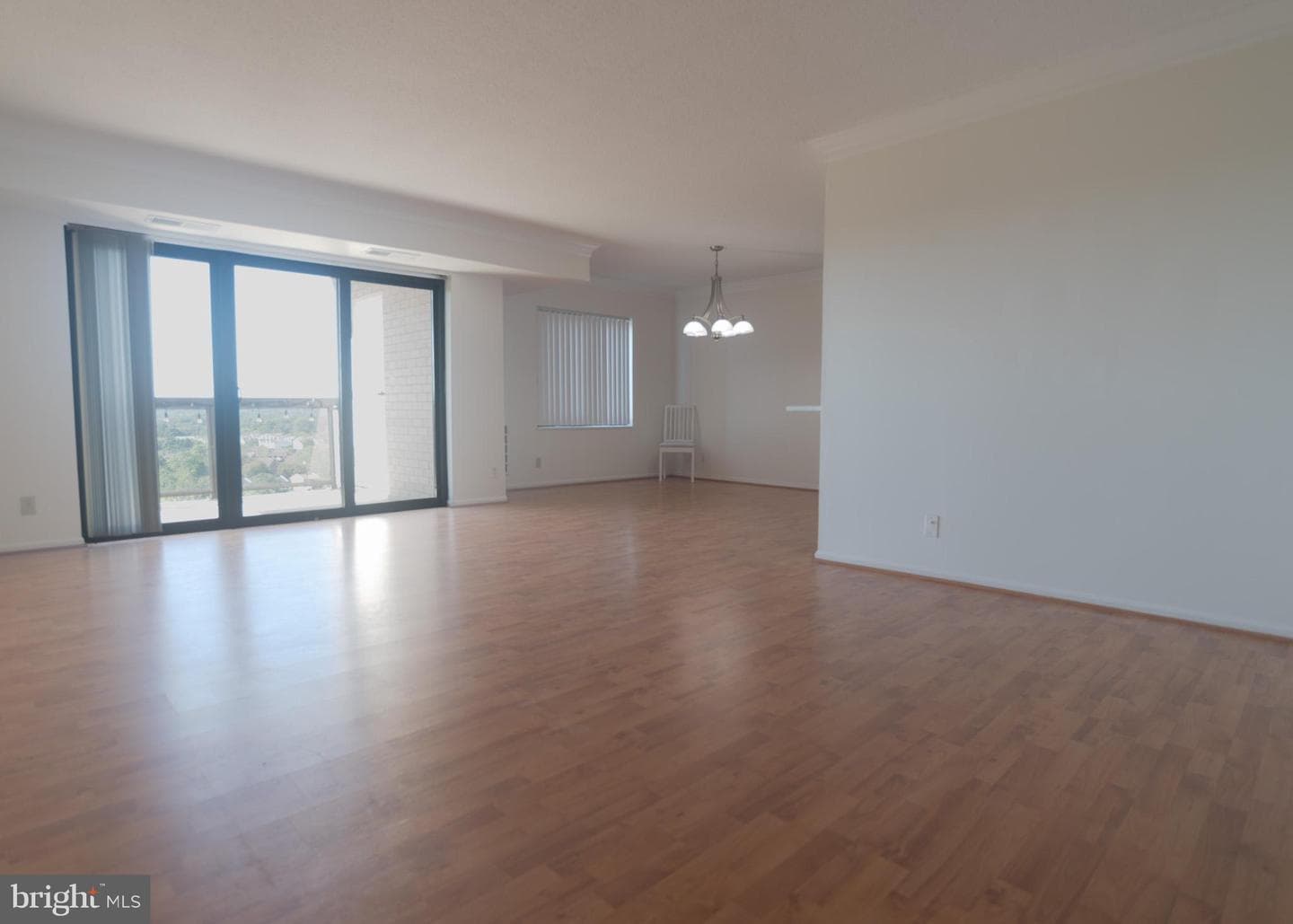 203 Yoakum Parkway #1807 photo 6