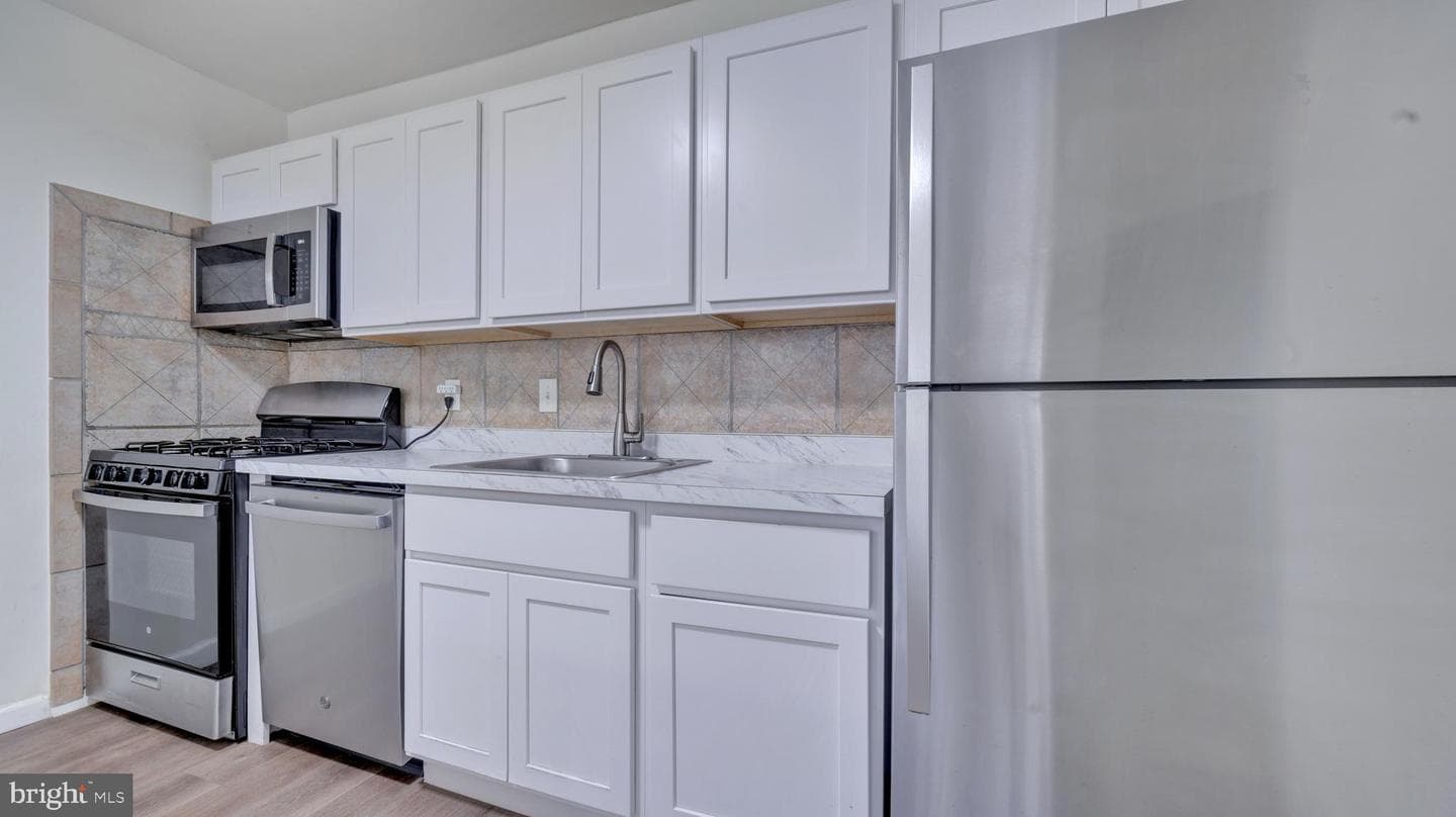 487 N Armistead Street #101 photo 5