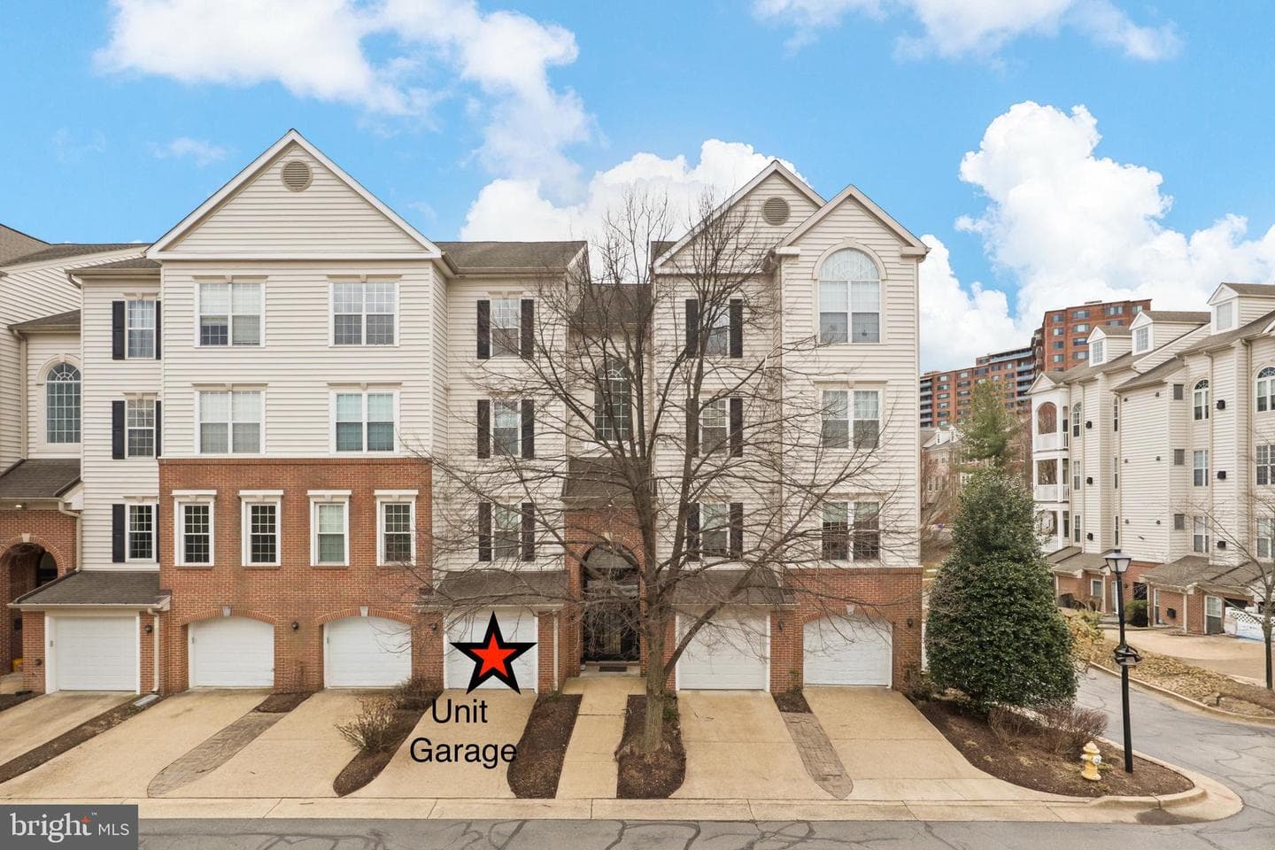 2323 Henshaw Place #303 photo 1