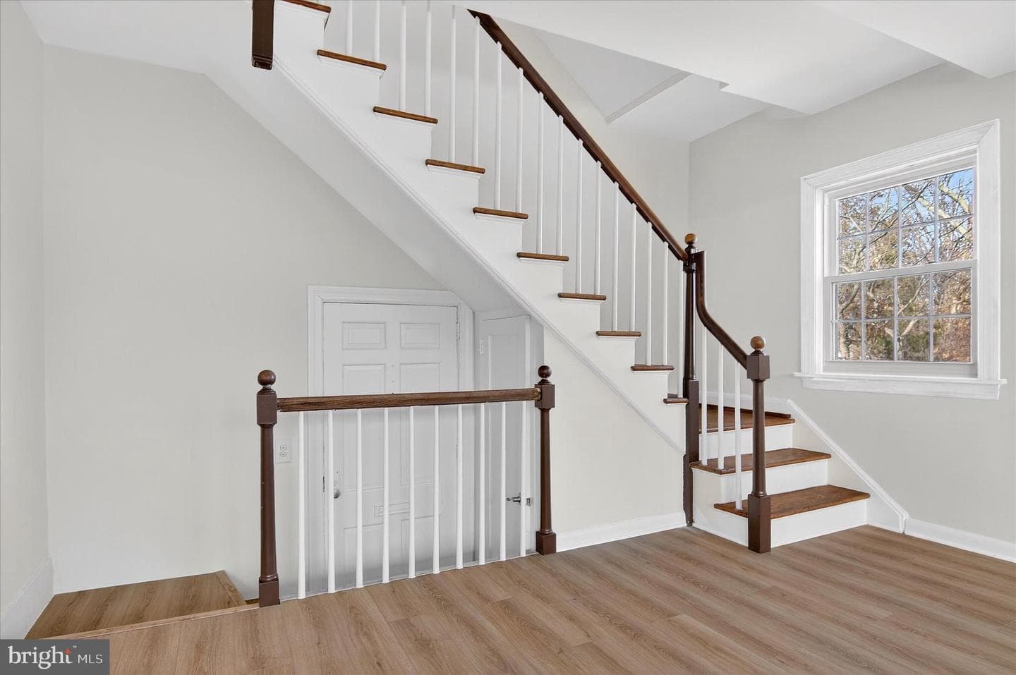 3129 Martha Custis Dr photo 3