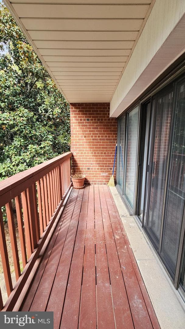 53 Skyhill Road #301 photo 18