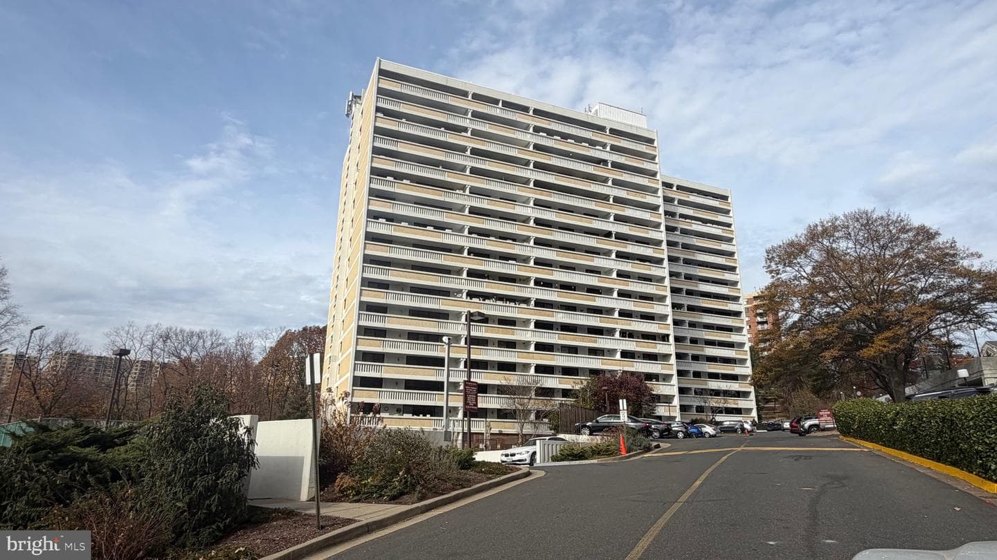 6101 Edsall Road #1209 photo 25