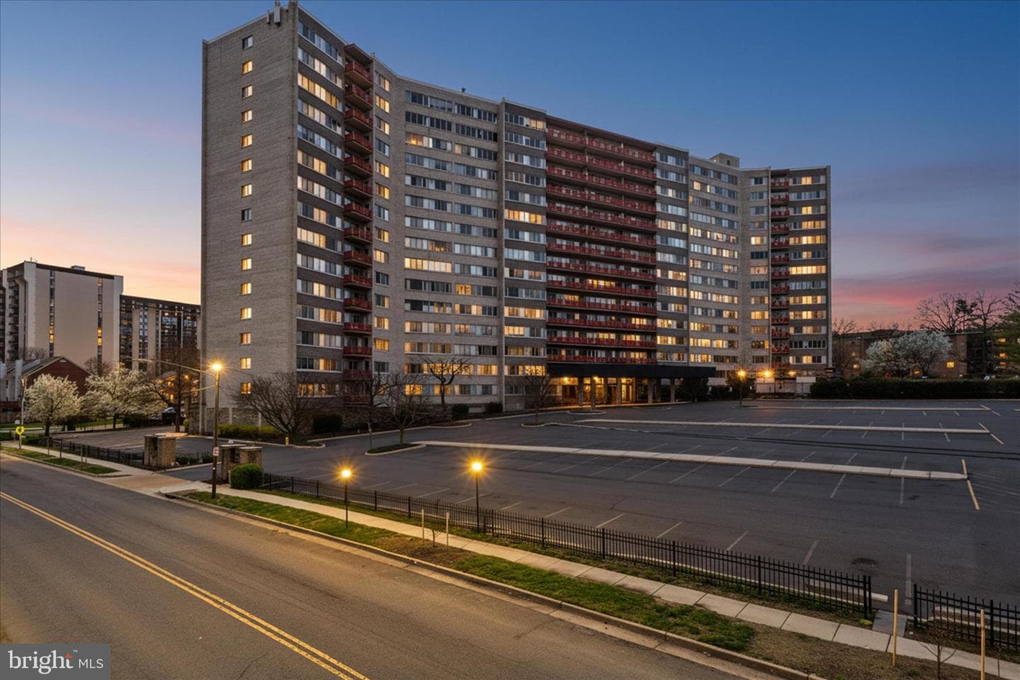 5340 Holmes Run Parkway #904 photo 39